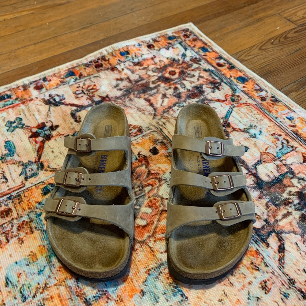 Women’s Birkenstock Florida Soft Footbed